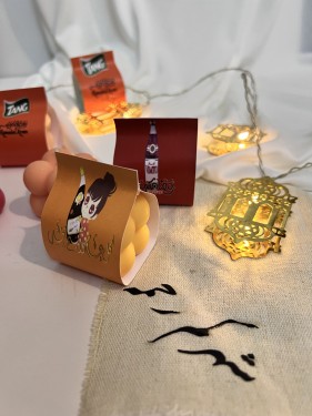 شمعه ببلز مع ثيم