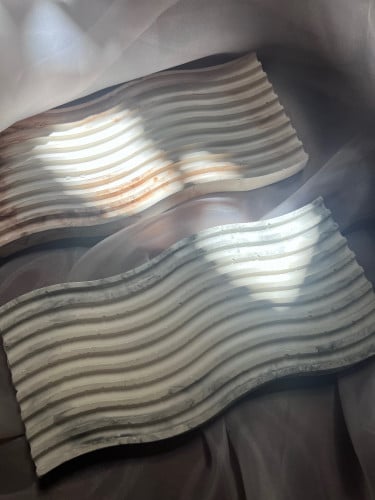 قاعدة متعرج