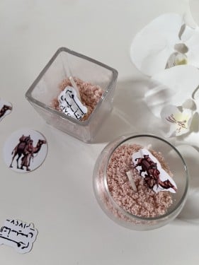 شمع رملي كريستالي مع ثيم التأسيس