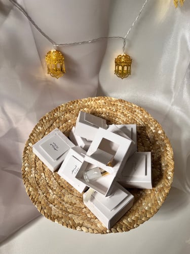 توزيعات  العيد 12 حبه مع قبعه