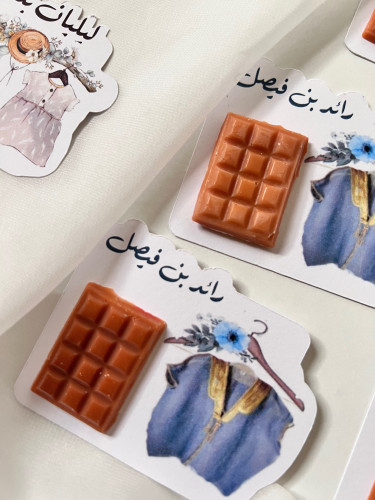 توزيعات شمع شكل شكولاته