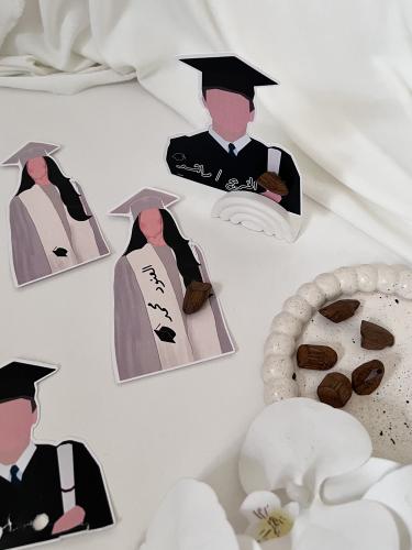 توزيعات ثيم تخرج مع قاعده