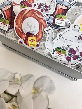 بوكس حفله شاي 12 حبه