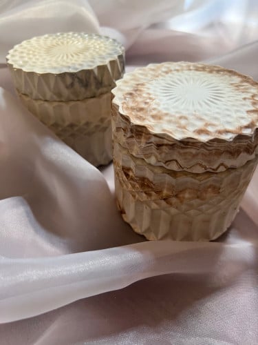 قالب مع غطاء