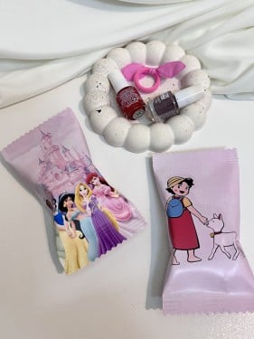 توزيعات اكياس شبس ثيم رسوم كرتونيه