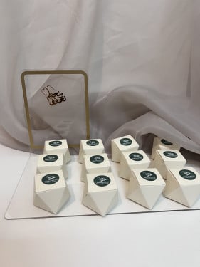 استاند مع تولة