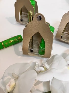 توزيعات جلد مع قاعده اكريلك