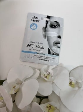 قناع وجه بالكولاجين من ماني كيوركس