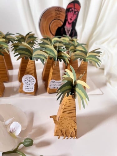 استاند نخلة مع تولة 12 حبة