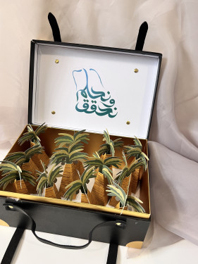 بوكس توزيعات مع عبارة 12 حبة