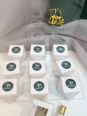 استاند مع تولة