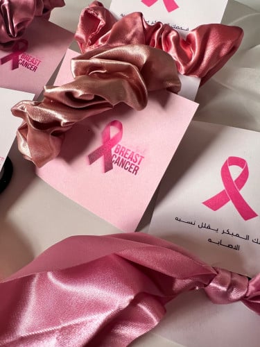 ربطات شعر بثيم توعية بسرطان الثدي