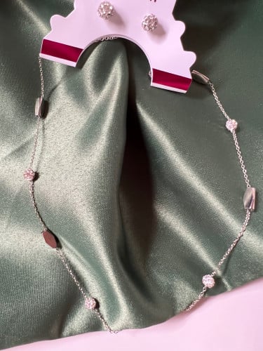 سلسال مع حلق