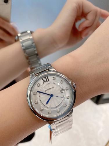 WOMEN WATCH