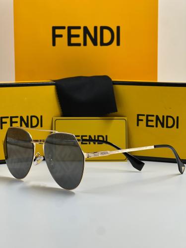 نظارة فندي Fendi