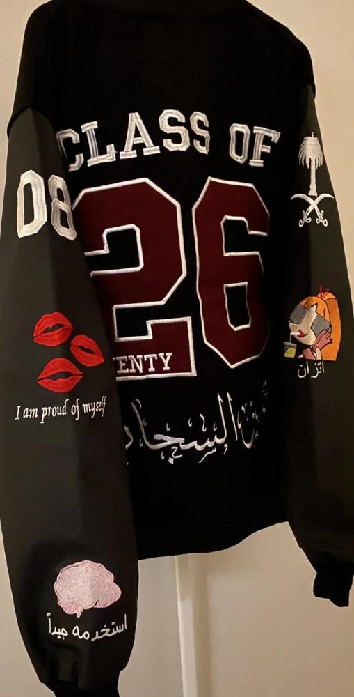 جاكيت سينيور  - لون اسود بأكمام اسود جلد