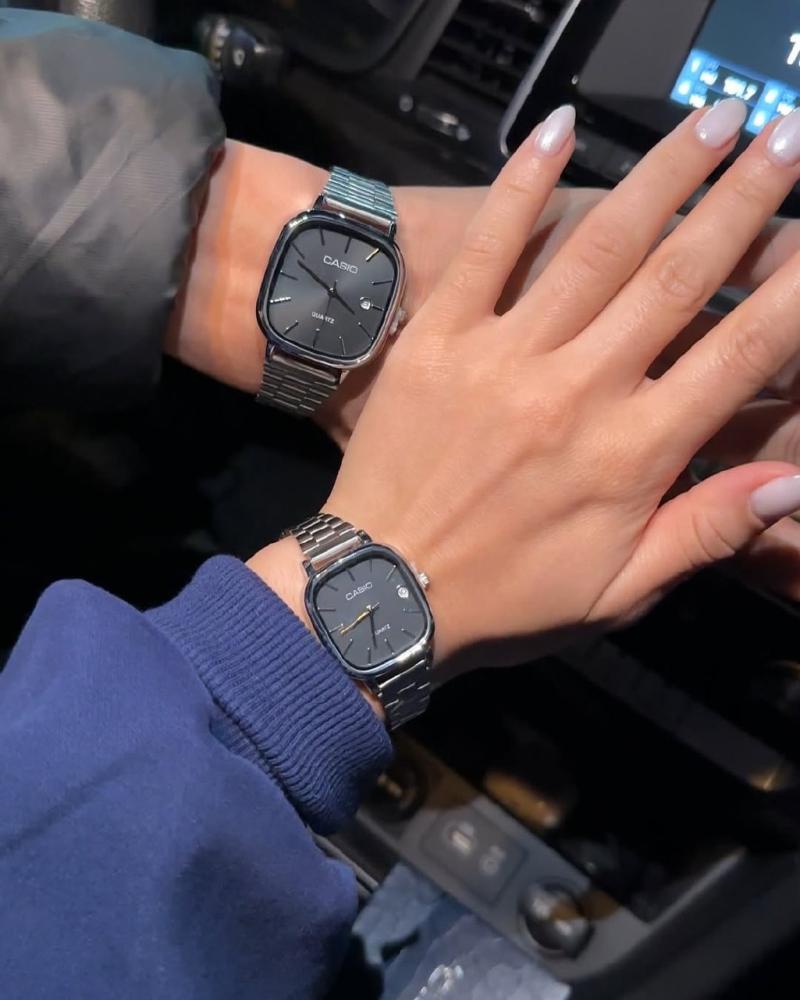 ساعات كابلز