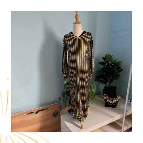 جلابية اطفال صعيدي للرقص الشرقي لون اسود مع ذهبي