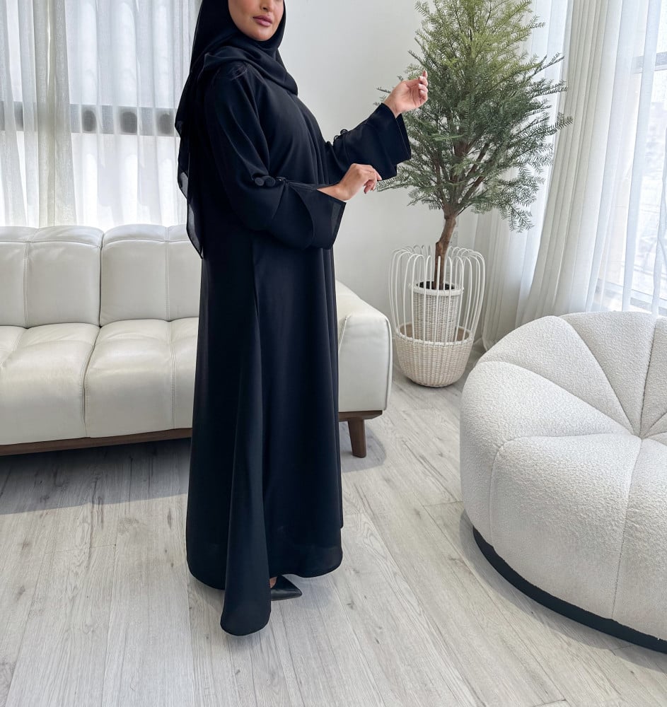 عباية زاهيه اسود
