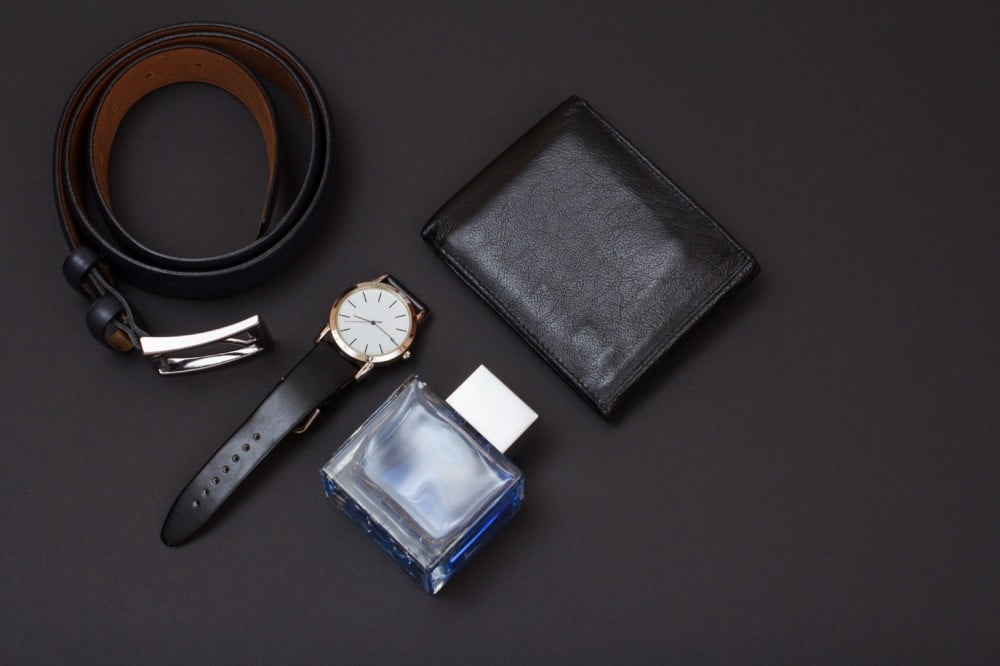 نصائح للعناية بالساعات الجلدية