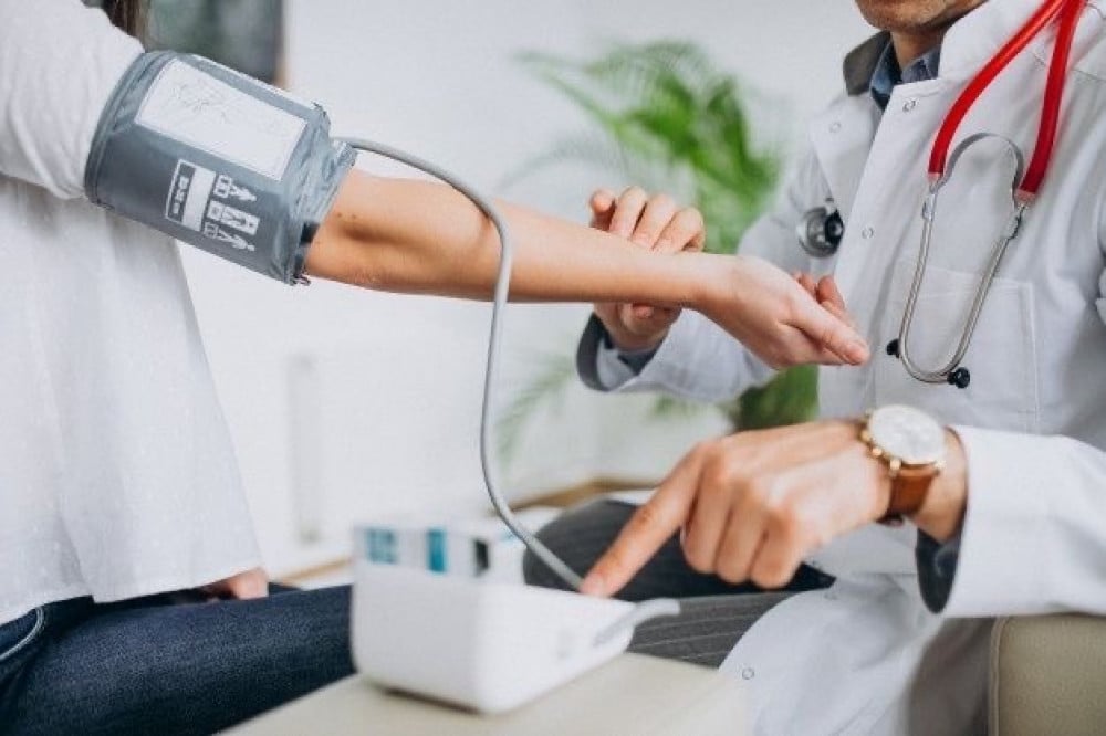ارتفاع ضغط العين و تأثيره على النظر