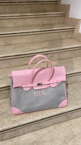 Leather bags. larga