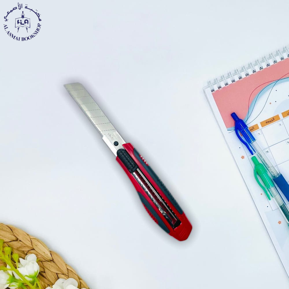 مشرط بلاستيك بمقبض سيليكون حجم كبير ماركة ديلي