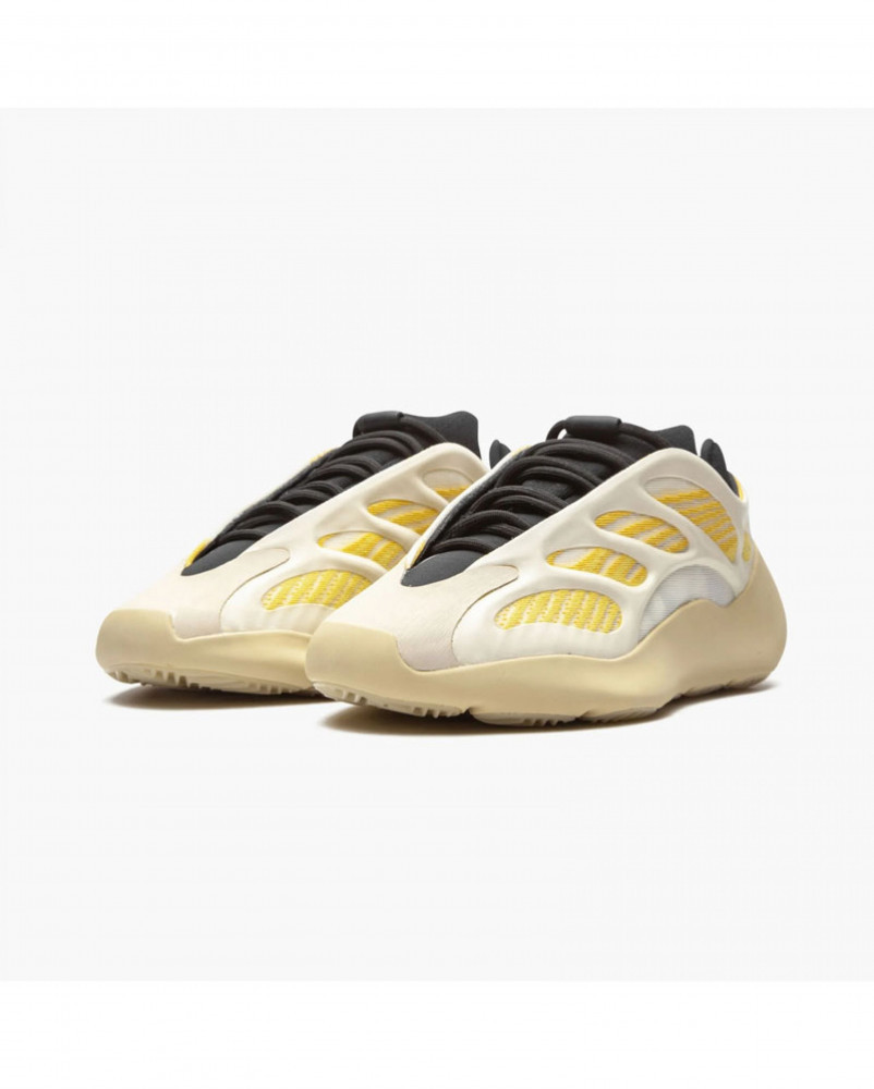 Yeezy 700 V3 Safflower StepShoes