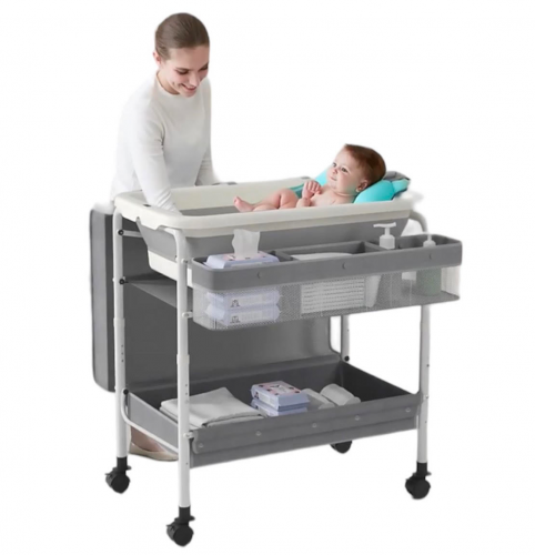 حوض استحمام وطاولة غيار