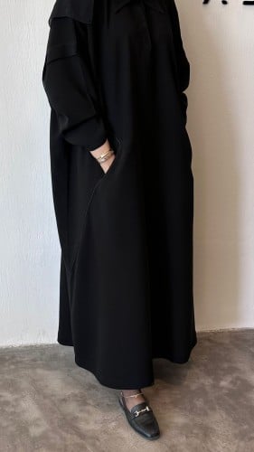 عبايه سوادها قوي قماش كريب مع جيوب