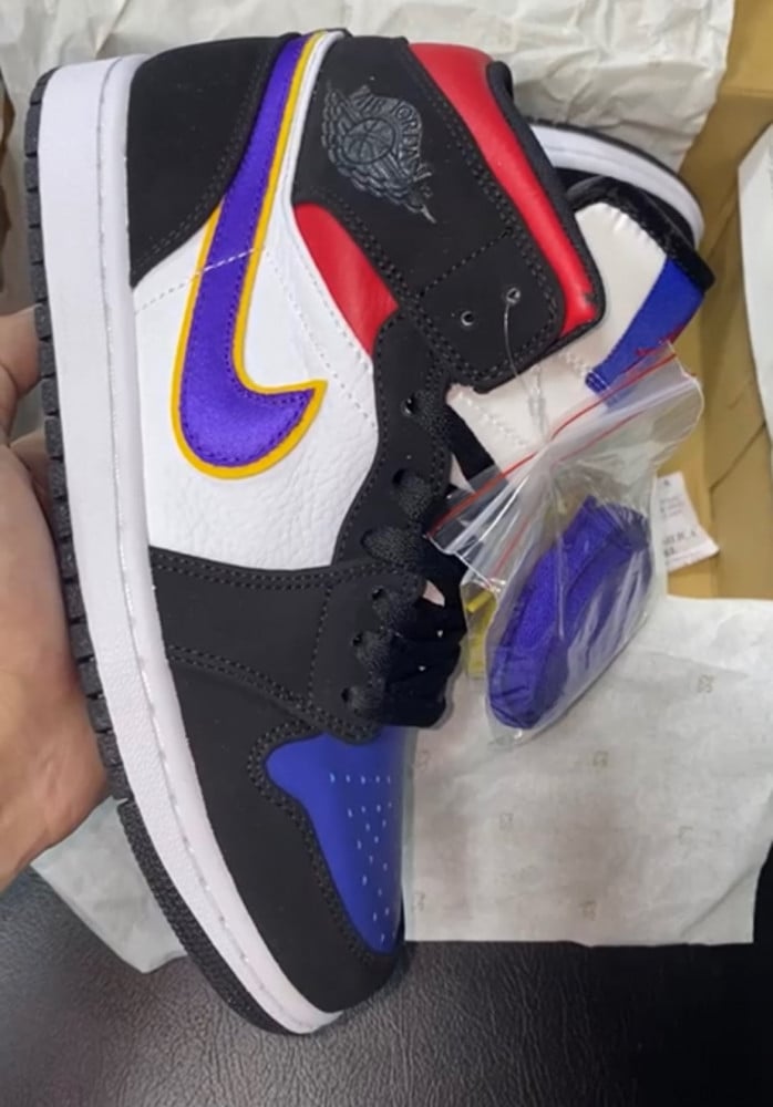 Nike Air Jordan 1 Mid SE GS Lakers Top 3 Helal s store