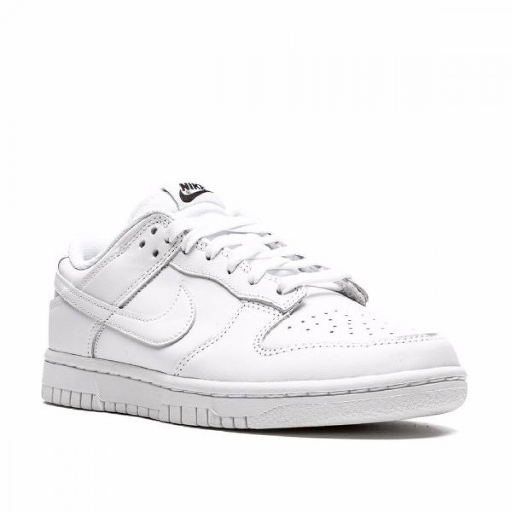 Nike Dunk LowTriple White