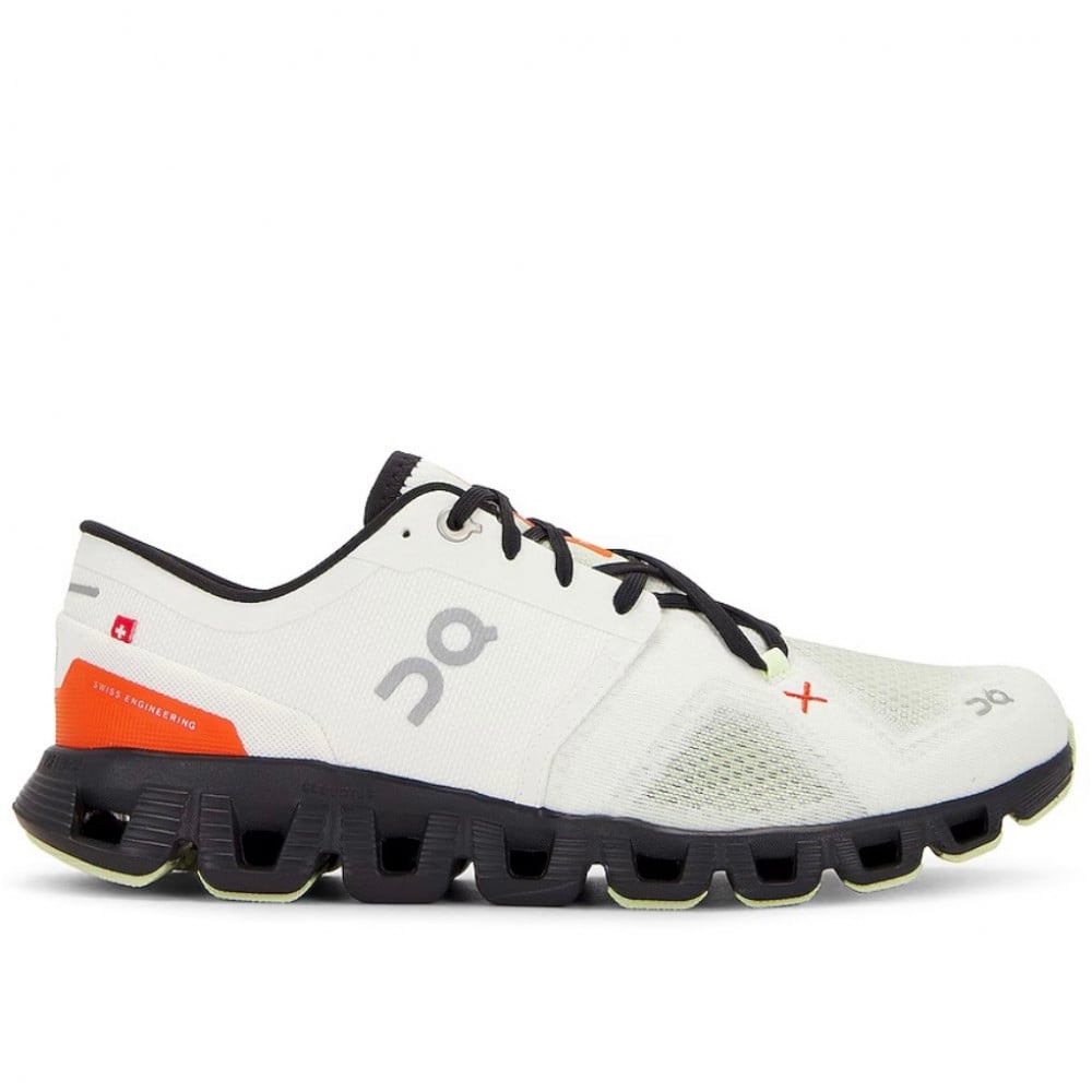 On Running Cloud X 3 in Ivory & Flame