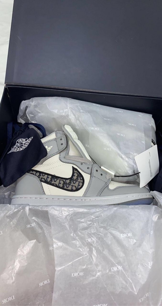 Jordan x Dior Air Jordan 1 High
