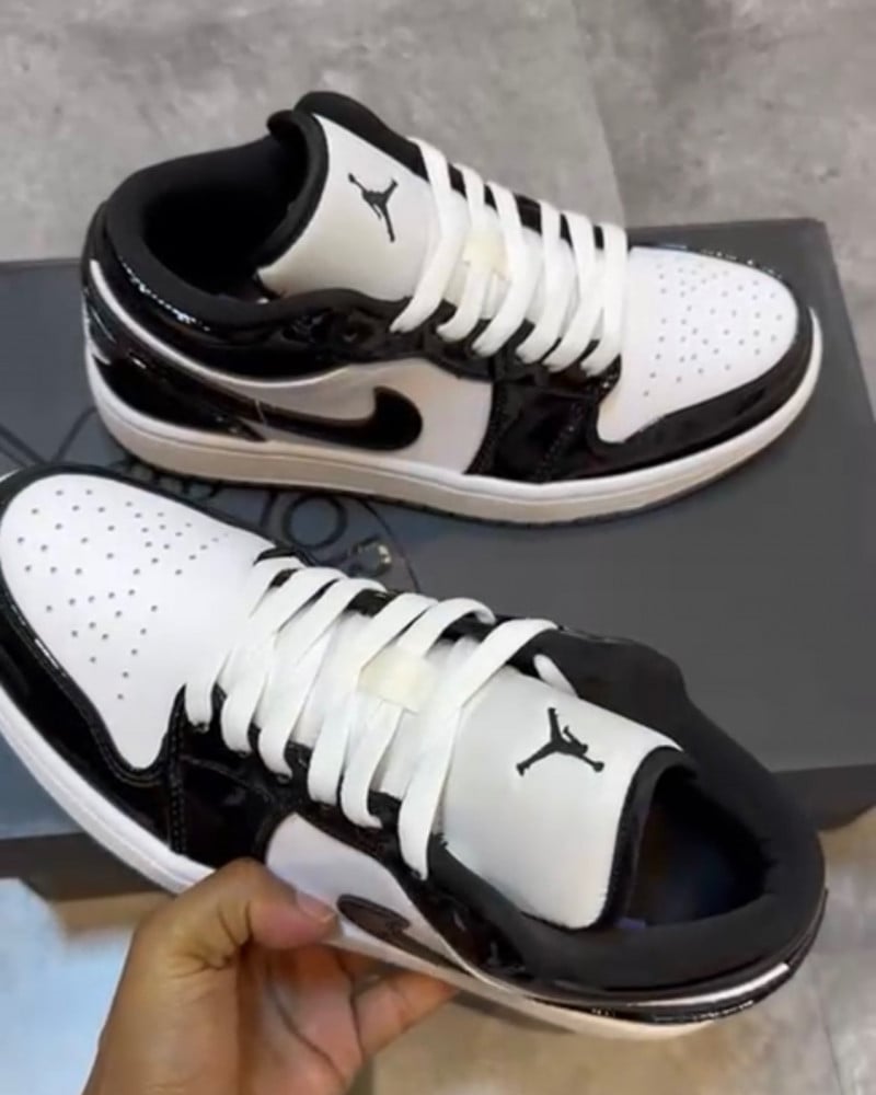 Jordan 1 Low SE "Concord"