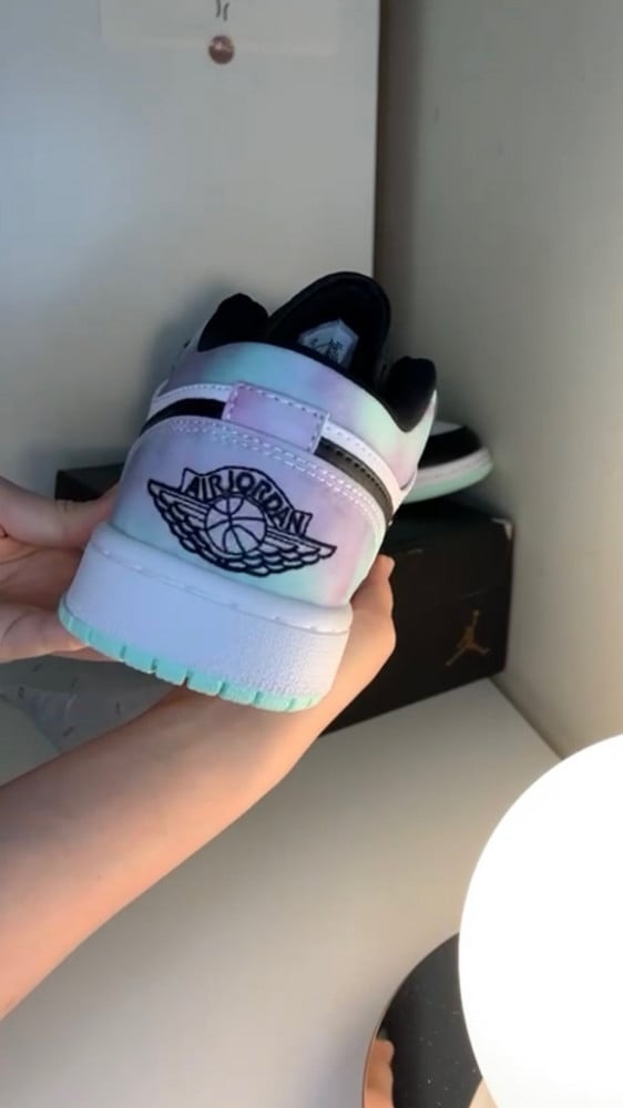 Jordan 1 Low "Tye Dye" sneakers