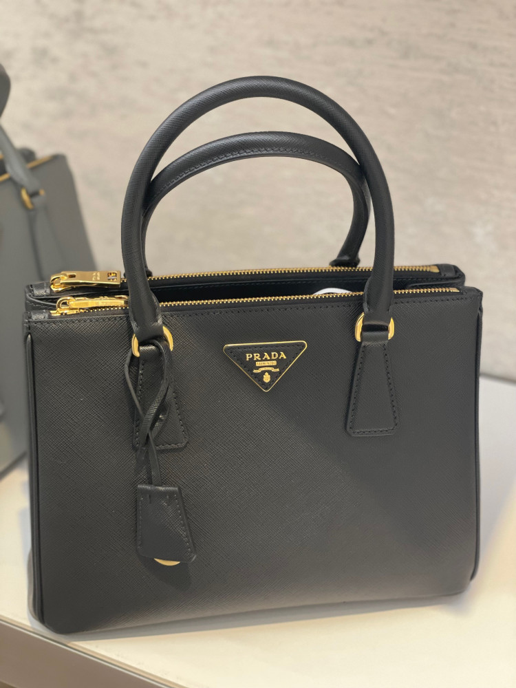Prada Galleria Saffiano leather medium bag - TRENDZONE