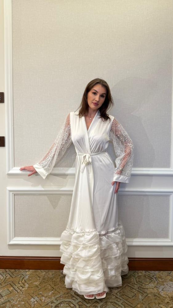 كوين برايد روب