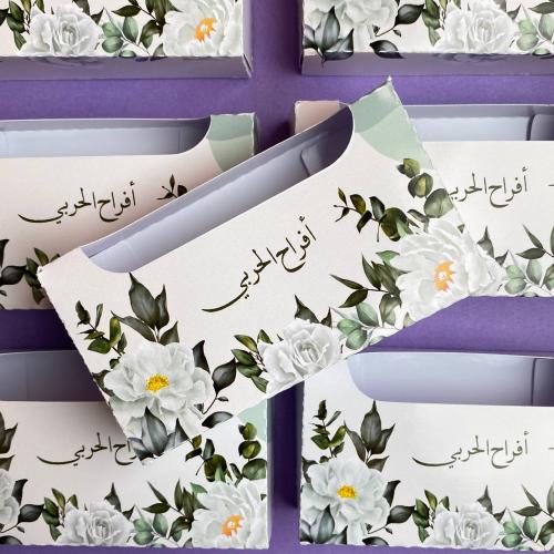 بوكس مناديل | ورد أبيض