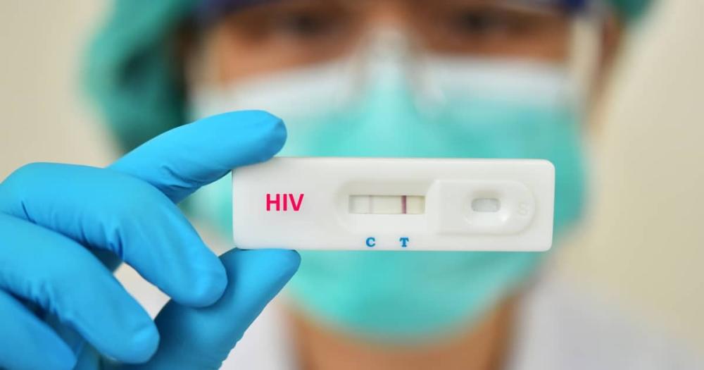 تحليل الإيدز بعد أسبوعين: هل يعطي نتيجة قطعية وما هي العوامل المؤثرة على دقته؟
