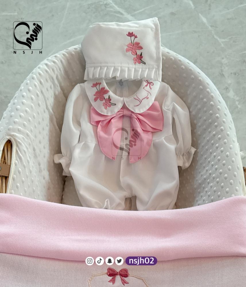 لبس مولوده افرول تطريز باسم