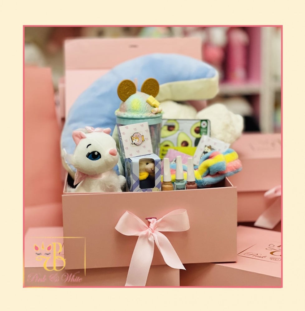 بوكس المرح والإبداع (Fun & Creativity Box)