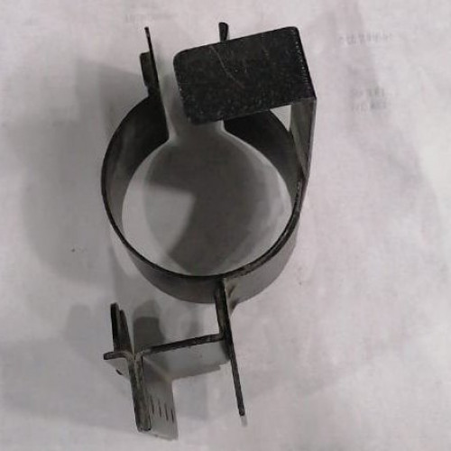 DRIER HOLDER PICK UP ISSAN No 12321J     مساكت فلتر فريون