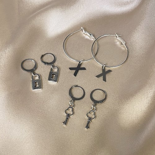 مجموعة حلقات اكس (9) - X earrings set