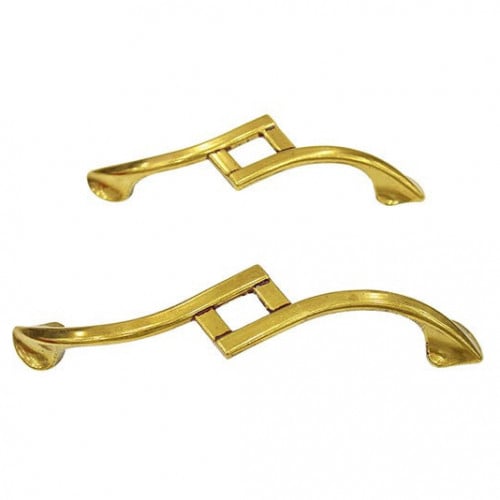 Luxurious Golden Handle with a Modern Elegant Design