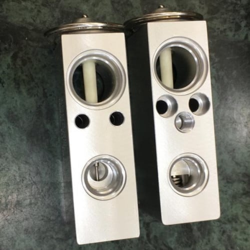 EXPANSION VALVE CHRYSLER DOGE CARAVAN No 10049W بلف كرايزلر دودج كرفان