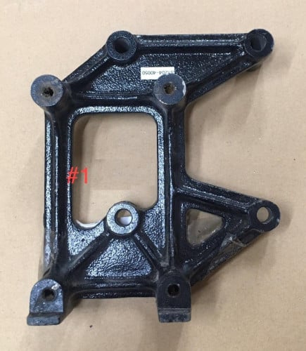 #11104S قاعدة كمبروسر متسوبيشي ساندن COMPRESSOR BRACKET SANDEN DK-R401100P