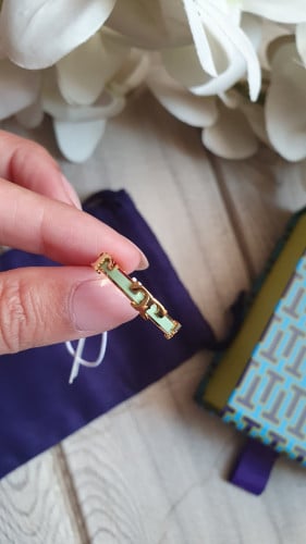 دبلة ماركة توري بورتش