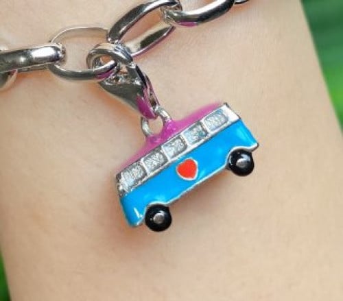 تعليقة باص ازرق