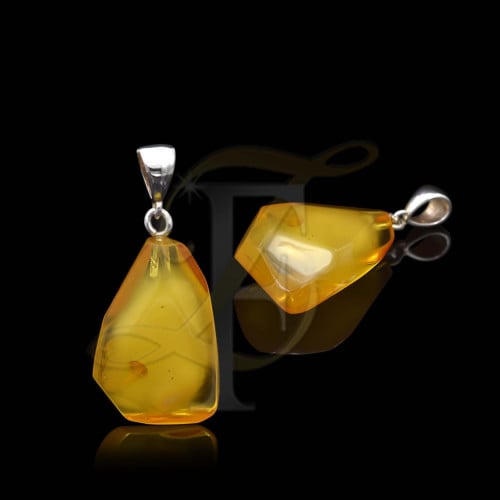 تعليقة كهرمان لتواني فضة عيار 925